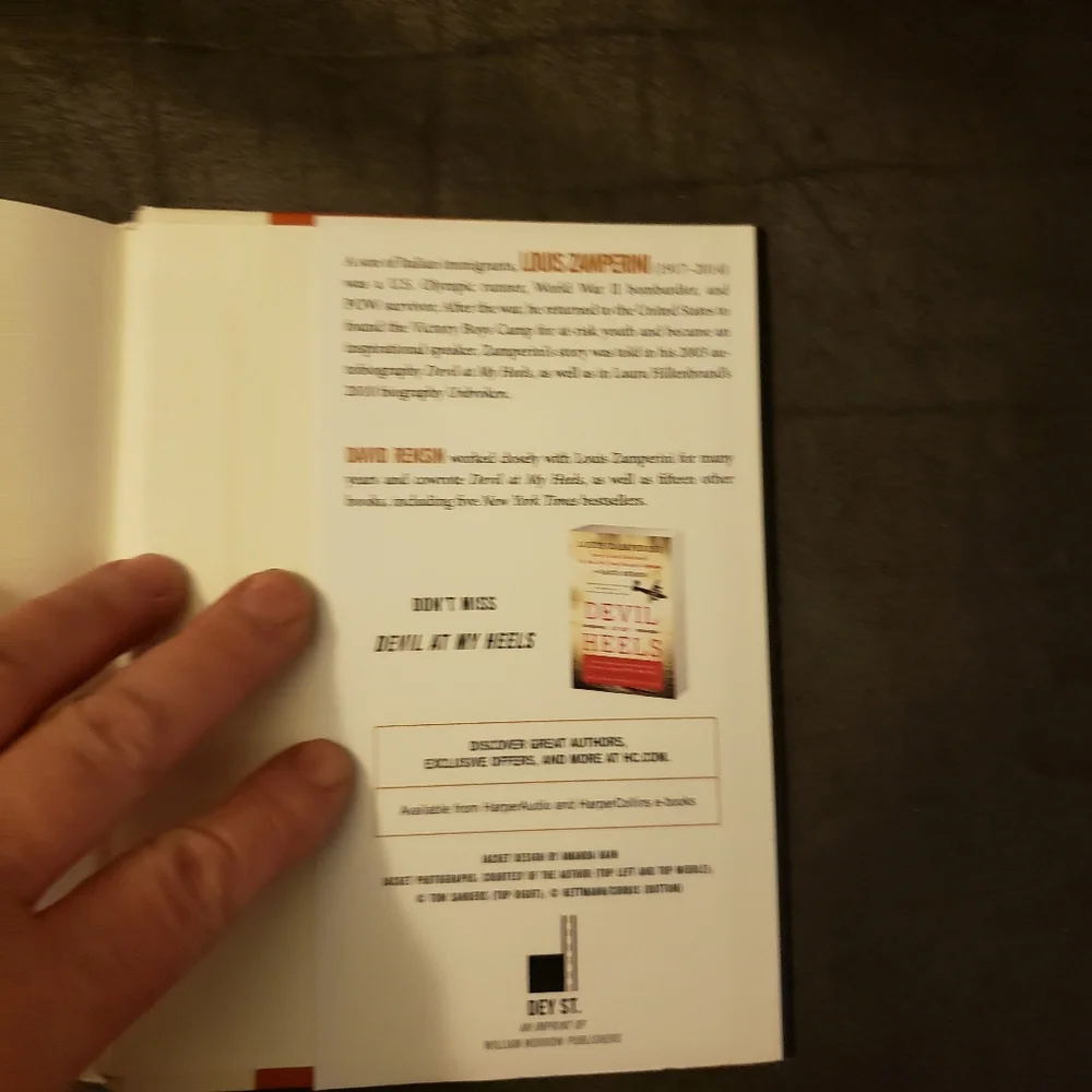Don't‎ Give Up, Don't Give In: Lessons from an Extraordinary Life
